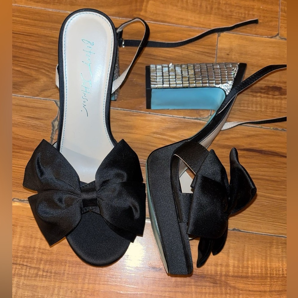 Betsey Johnson Black Bow Heels with Silver Accents
